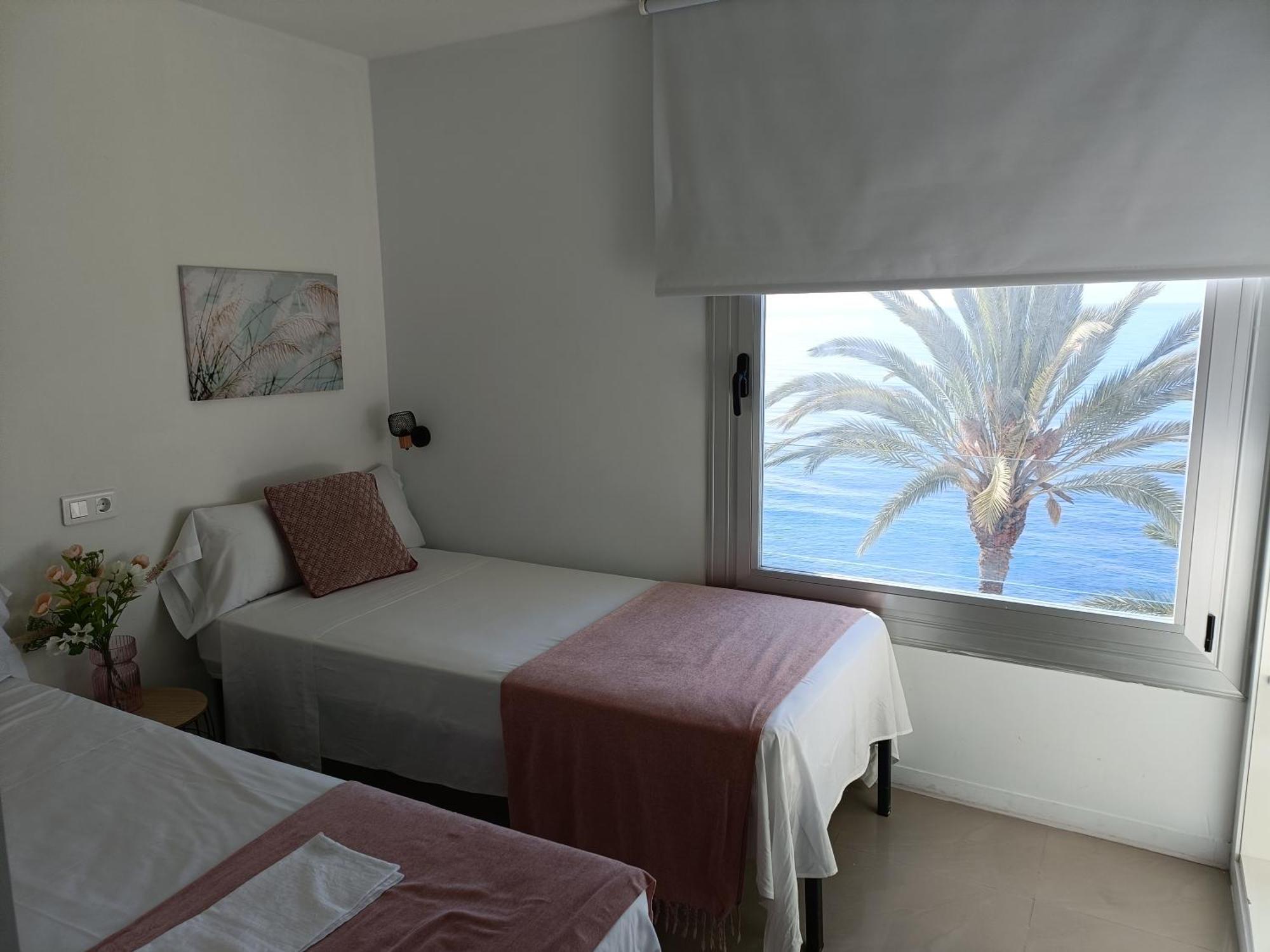 Superb Sea View Apartment อาลิกันเต ภายนอก รูปภาพ