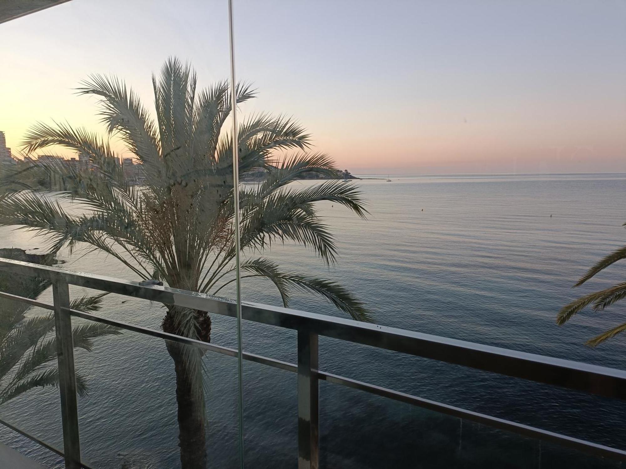 Superb Sea View Apartment อาลิกันเต ภายนอก รูปภาพ